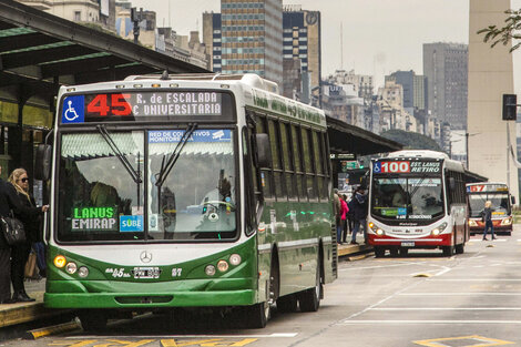 ¿A qué hora empieza el paro de colectivos este jueves?