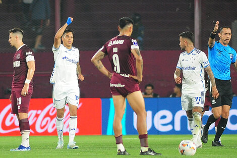 Kaio Jorge metió los dos goles de Cruzeiro en la serie contra Lanús.