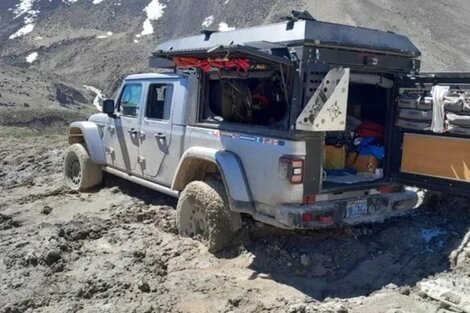 Enterrados en el barro de los Andes.