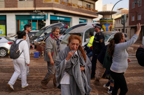 Suben a 158 los muertos en Valencia