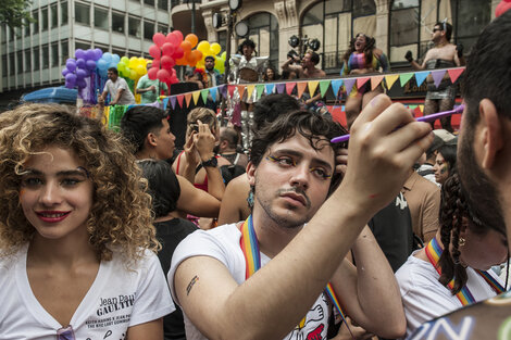 Una multitud participó de la Marcha del Orgullo para reclamar que "no hay libertad sin derechos ni políticas públicas”