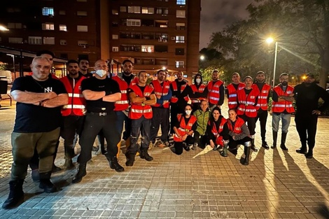 Voluntarios de día, paramilitares de noche: grupos neonazis organizan patrullas nocturnas en Valencia