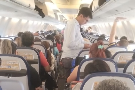 Trabajadores de Intercargo realizan una medida gremial sorpresa en Aeroparque Jorge Newbery