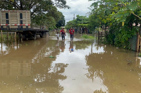 Inundaciones en Costa Rica: calles anegadas, deslizamiento de tierras y cientos de evacuados