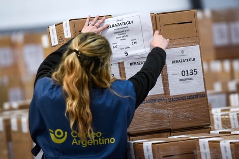 El Gobierno oficializó la desregulación del correo, pieza clave para las elecciones