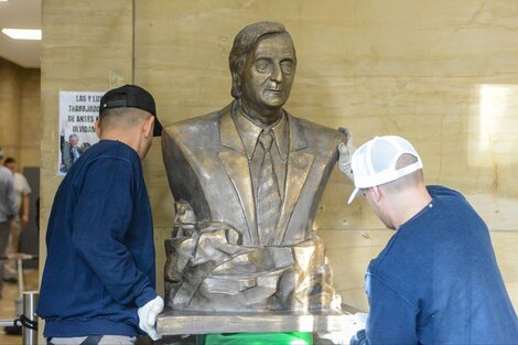 Retiraron el busto de Néstor Kirchner del edificio de la Anses