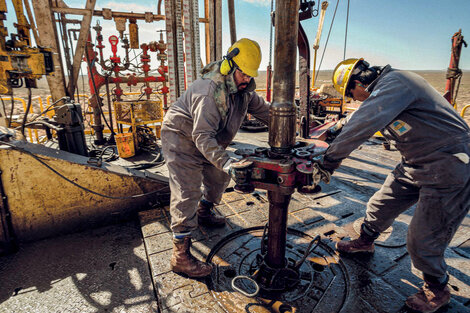 Los sueldos en el sector petrolero crecen de la mano de Vaca Muerta.