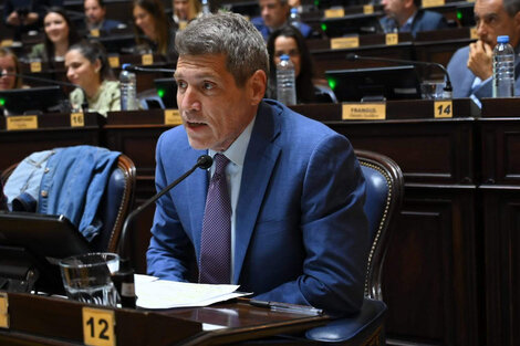 Más pelucas en la Legislatura