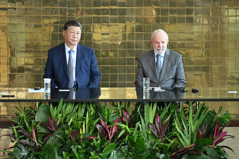 El presidente de China, Xi Jinping, junto a su par de Brasil, Lula Da Silva.