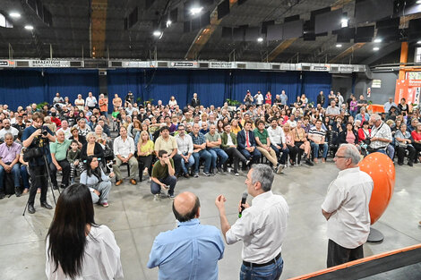 El acto de entrega de viviendas en Berazategui