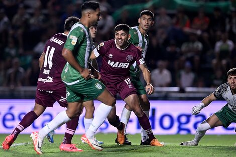 Leandro Díaz le dio el triunfo a Lanús en el clásico del Sur ante Banfield