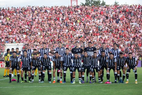 Gimnasia quedó a sólo 90 minutos de regresar a la máxima categoría 