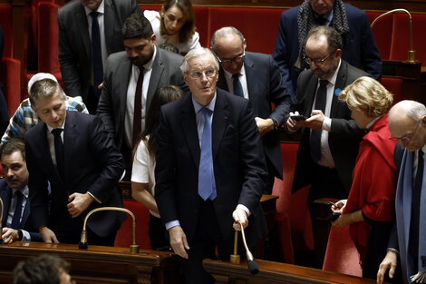 Francia: cayó el gobierno de Michel Barnier 