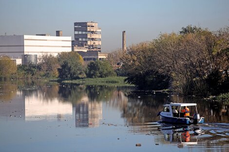 Encontraron un cuerpo flotando en el Riachuelo