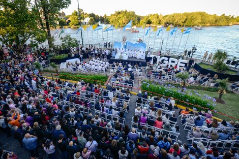 Julio Zamora en el Día de la Virgen: "Estamos convencidos de que trabajando junto a los vecinos de Tigre vamos a construir una comunidad mejor para todos" 