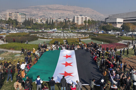 El líder de los rebeldes sirios se prepara para la transición tras la caída de al Assad