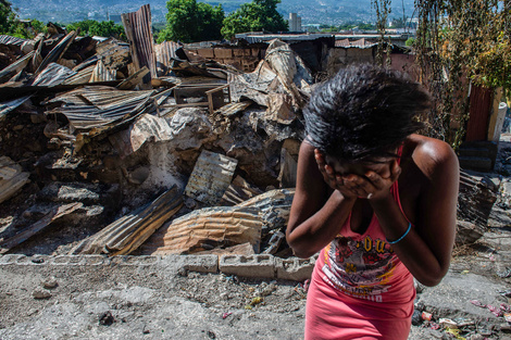 Una casa destruida por un ataque depandillas en Puerto Príncipe.