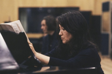 Argerich según el fotógrafo Alex von Koettlitz.