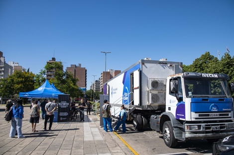 Se dispondrán espacios de hidratación y también duchas.