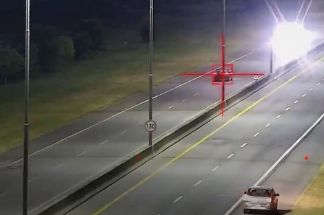 Manejó en contramano por la autopista Buenos Aires-La Plata