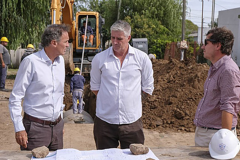 Gabriel Katopodis recorrió obras en el interior provincial. 