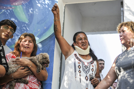 La caravana salió desde el Congreso y se unió en La Plata con otras columnas para ir a la casa de Milagro.