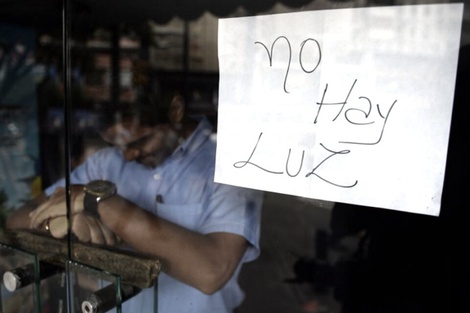Pasó el pico de la ola de calor, pero los cortes de luz siguen: hay más de 40 mil usuarios sin servicio en el AMBA