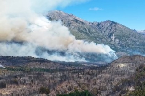 Se estiman unas 2700 hectáreas afectadas por el fuego en Epuyén