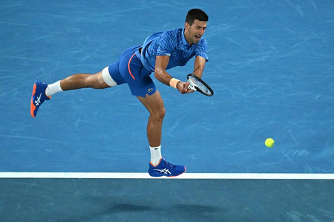 El serbio Novak Djokovic cenció al checo Jiri Lehecka en sets corridos.