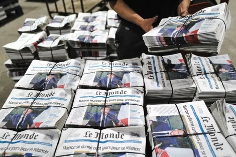 Le Monde denuncia en un editorial "la toxicidad creciente del diálogo" en X (ex-Twitter)  