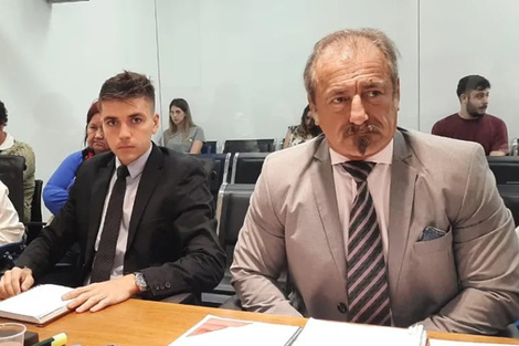 Ricardo Degoumois padre e hijo en las audiencias del juicio por abuso.  (Fuente: Gentileza)