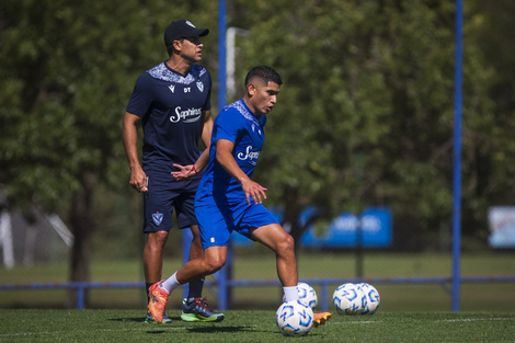 Vélez estrenará su título como visitante ante Tigre.