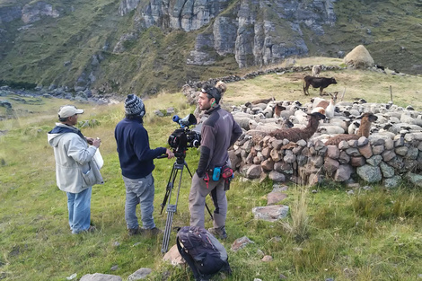 Mato durante la filmación de su película "Apurimac"