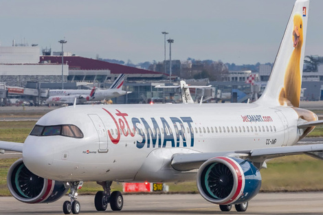 En el Gobierno de Milei, Aerolíneas labura para las low cost