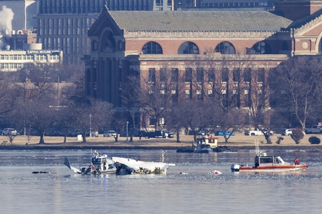 Accidente aéreo en Washington: recuperaron las cajas negras del avión