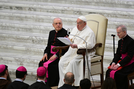 En su mensaje, Bergoglio repudió "el exagerado individualismo de los países desarrollados"