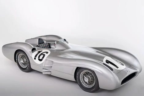 El auto de Fangio que rompió el récord en la subasta de RM Sotheby's.