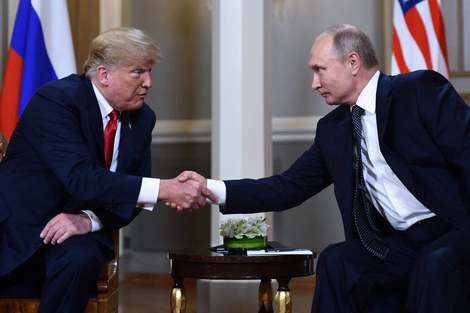 Trump y Putin, con mano apretada en su gestión anterior