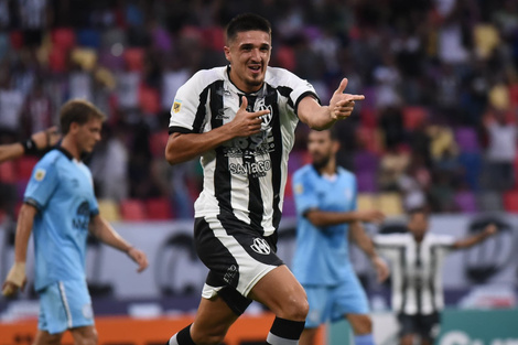 Cabral inicia la goleada del Ferroviario sobre el Pirata