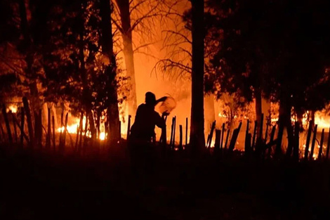 En Villa Traful pudieron frenar el fuego.