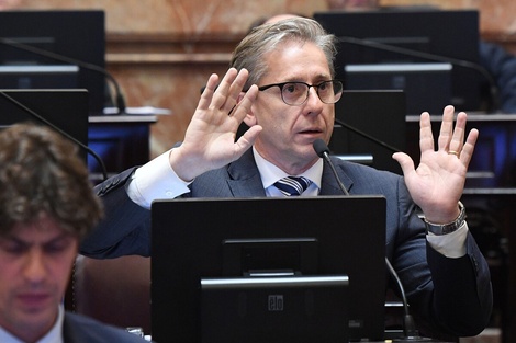 Eduardo Vischi, jefe del bloque radical en la Cámara de Senadores.