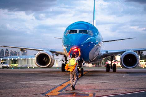 Por el boom de comprar en el exterior, Aerolíneas Argentinas relanzó su servicio de courier