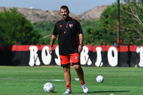 El "Ogro" Fabbiani se prepara para su estreno en Newell's Old Boys