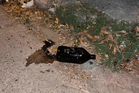 La botella que contenía el ácido.