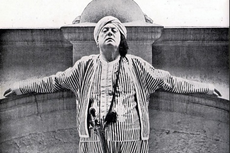 Aleister Crowley, la gran bestia pop
