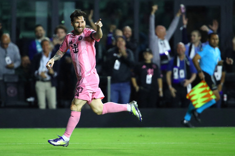 Messi celebra su gol en Miami