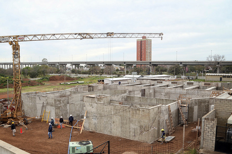 La planta de Granadero Baigorria abastecerá a más de 700.000 personas.