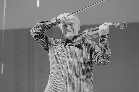 Yehudi Menuhin murió el 12 de marzo de 1999