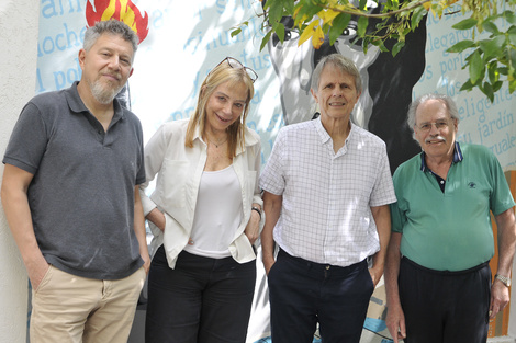 Santiago Levín, Nora Merlin, Sergio Zabalza y Enrique Carpintero.