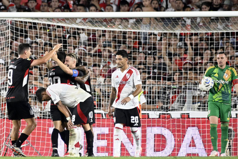 Todo el festejo fue para Estudiantes en el Monumental